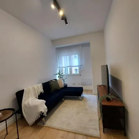 Coqueto Piso En Gijon, Asturias Vut 3959 * Gijón